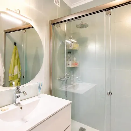Dos Coqueto Y Comodo Con Piscina Y Padel سوانثيس