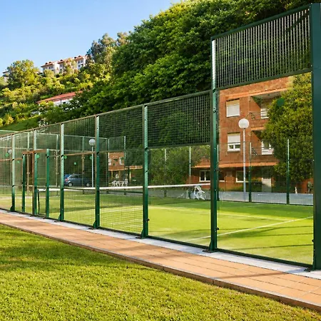 Dos Coqueto Y Comodo Con Piscina Y Padel