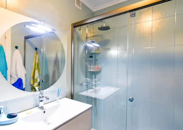 Dos Coqueto Y Comodo Con Piscina Y Padel