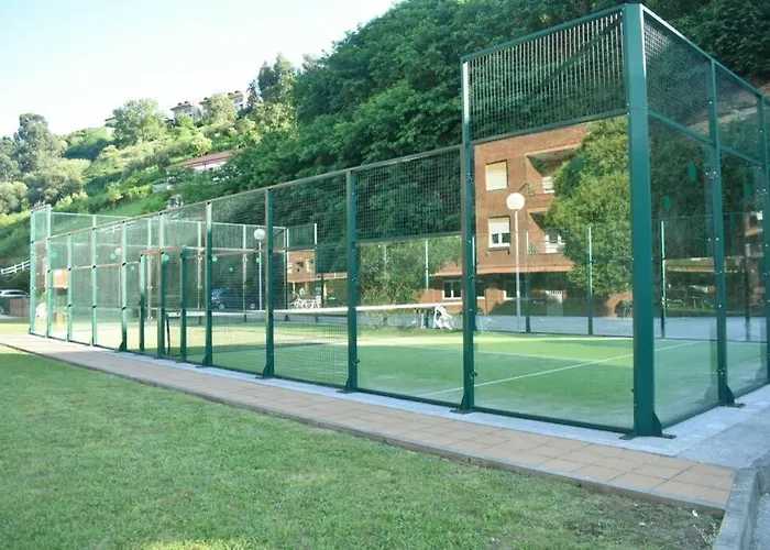 Dos Coqueto Y Comodo Con Piscina Y Padel *